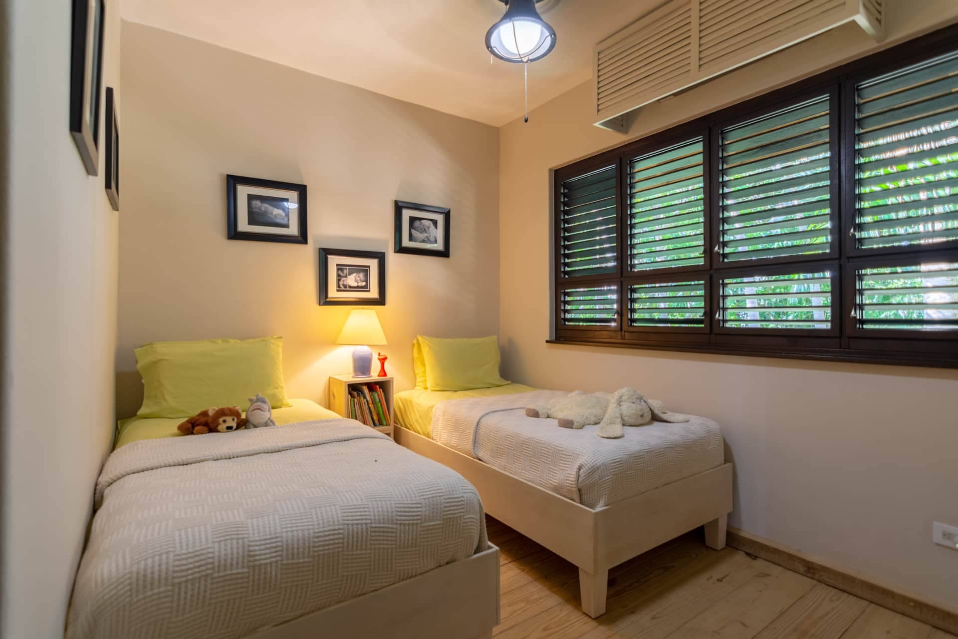 Children’s bedroom with two single beds